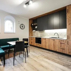Mlyn 10/8 Apartament